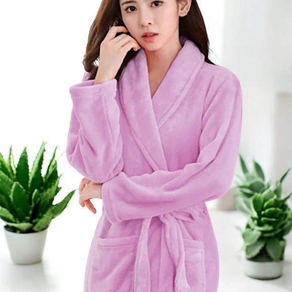 Hotel Spa Collection Pink Plush Super Soft Fleece Robe - Picture 3 of 16